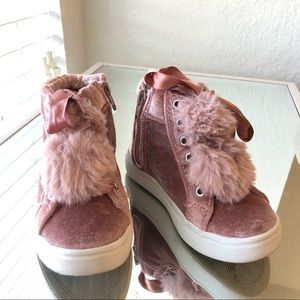Steve Madden Kids Pink Velvet Sneaker with Fur